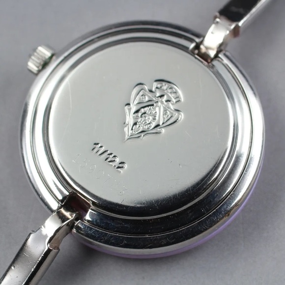 Gucci Luxury Vintage Silver Bracelet Watch complete set SWISS MADE Quartz - Picture 7 of 10